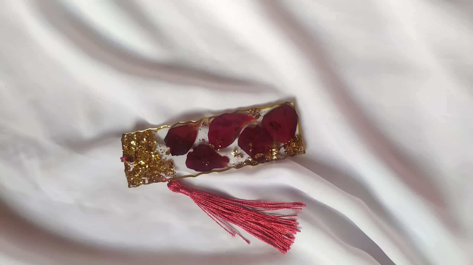 Floral Pressed Bookmark - Handmade Gift Bangladesh - Resin jewelry Bangladesh ৳99 - Thumbnail 2