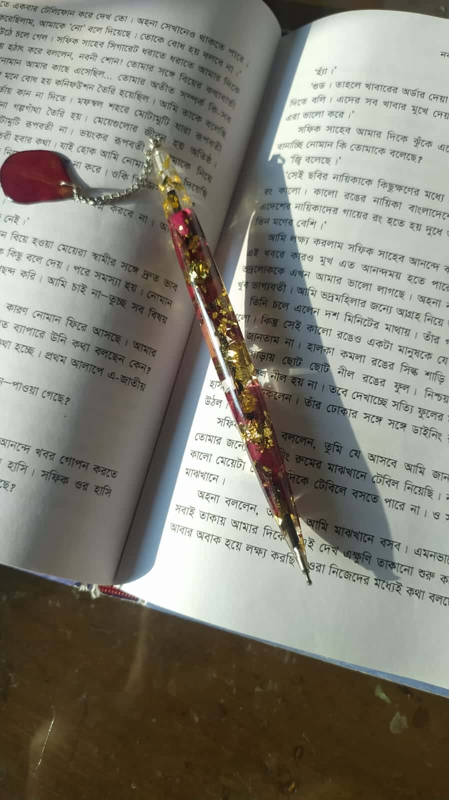 Premium Rose Petal Resin Pen - Handmade Gift Bangladesh - Resin jewelry Bangladesh ৳250 - Thumbnail 1