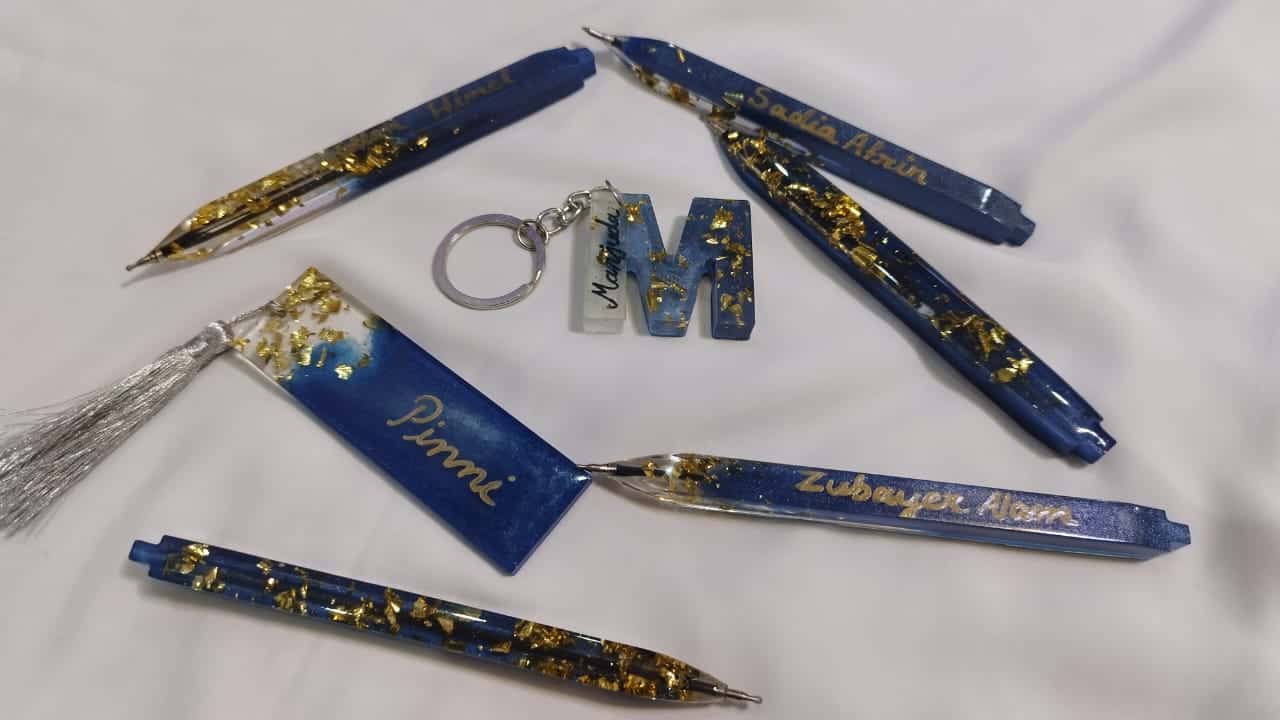 Regular Floral Resin Pen - Handmade Gift Bangladesh - Resin jewelry Bangladesh ৳250 - Thumbnail 1