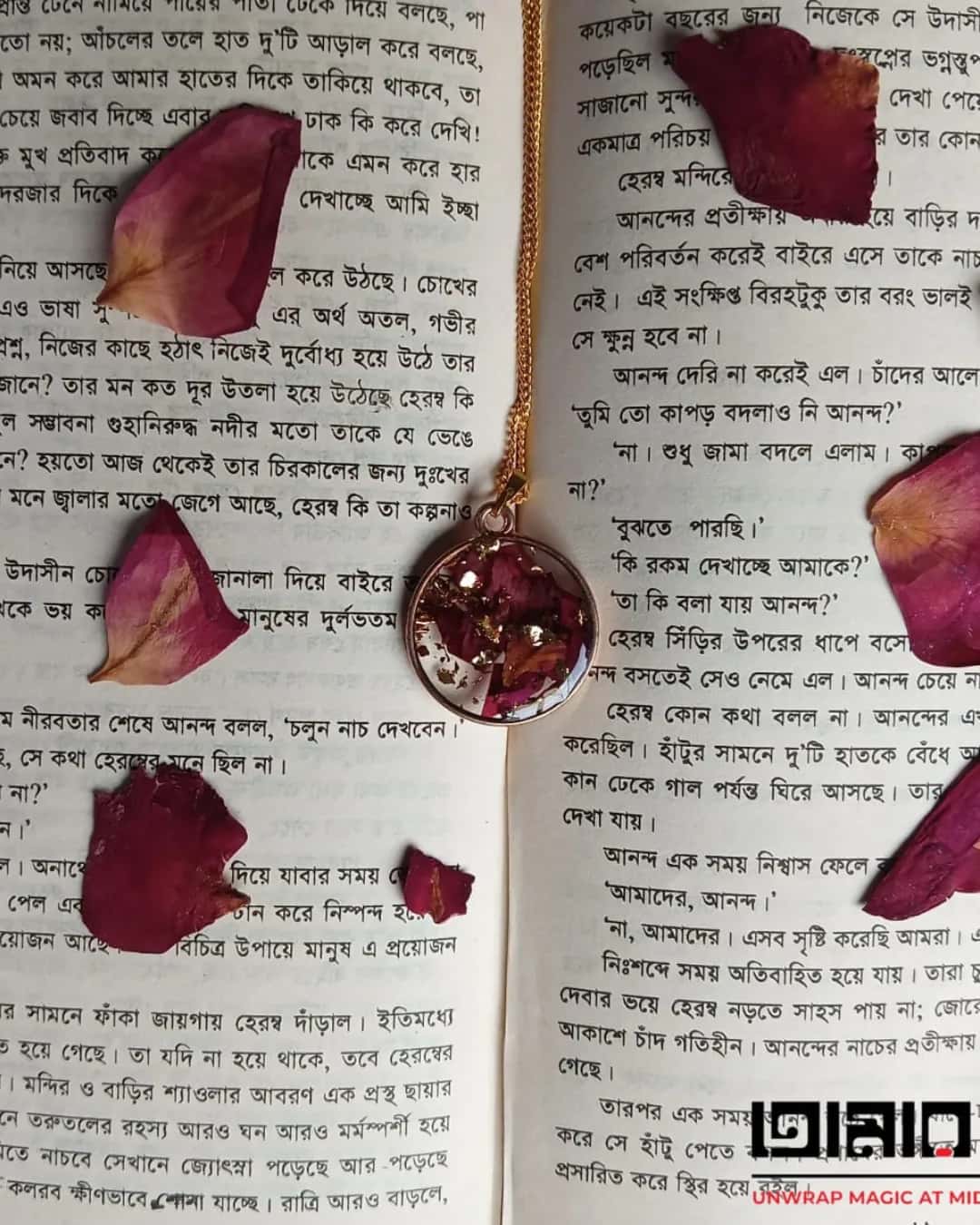Rose Petal Pendant Necklace - Handmade Resin Jewelry - Resin jewelry Bangladesh ৳290 - Thumbnail 2